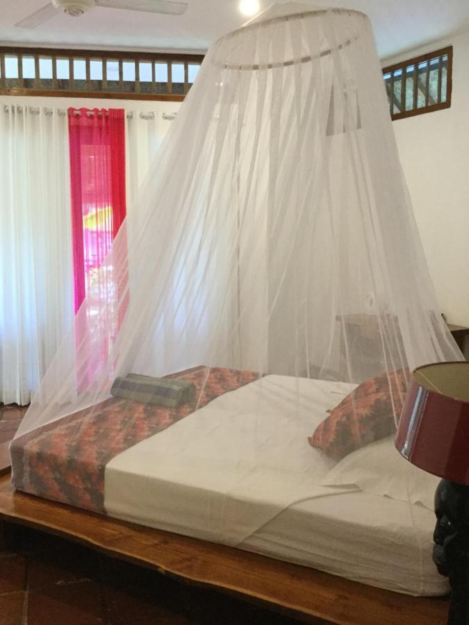 Villa Jati Mangsit Senggigi Eksteriør billede
